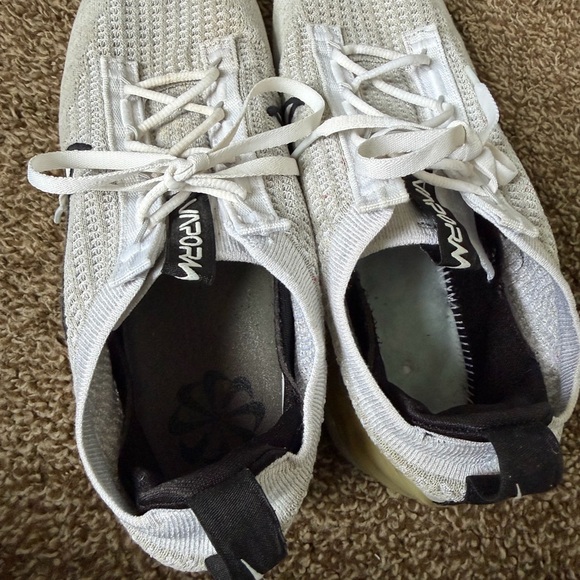 Nike Air VaporMax 2021 Flyknit FK DH4084-100 Men's Size 8.5 Used White/Silver - Picture 5 of 7